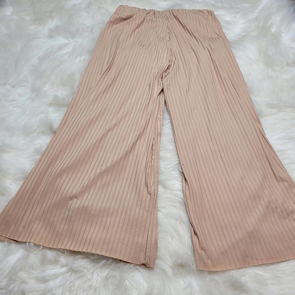 Zara Split Leg Nude Culottes Pants - Picture 9 of 12